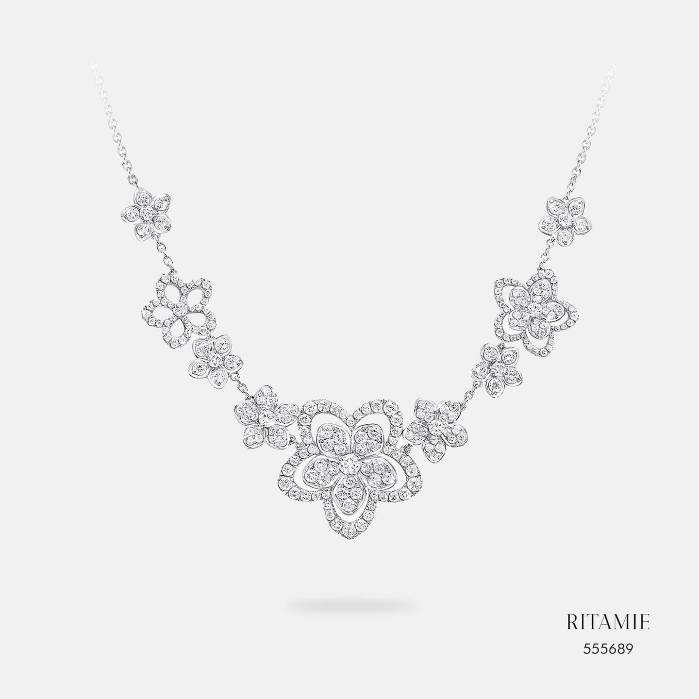 Necklace 555689