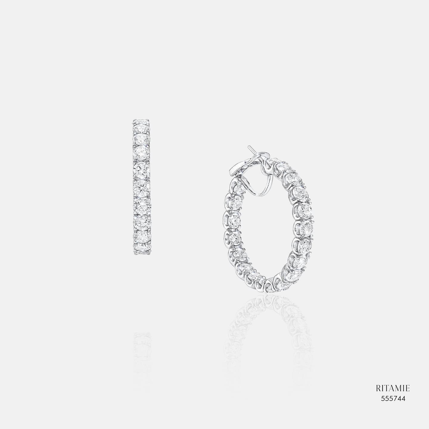 Lumière Hoops Pavé Lab Grown Diamond Earrings 555744