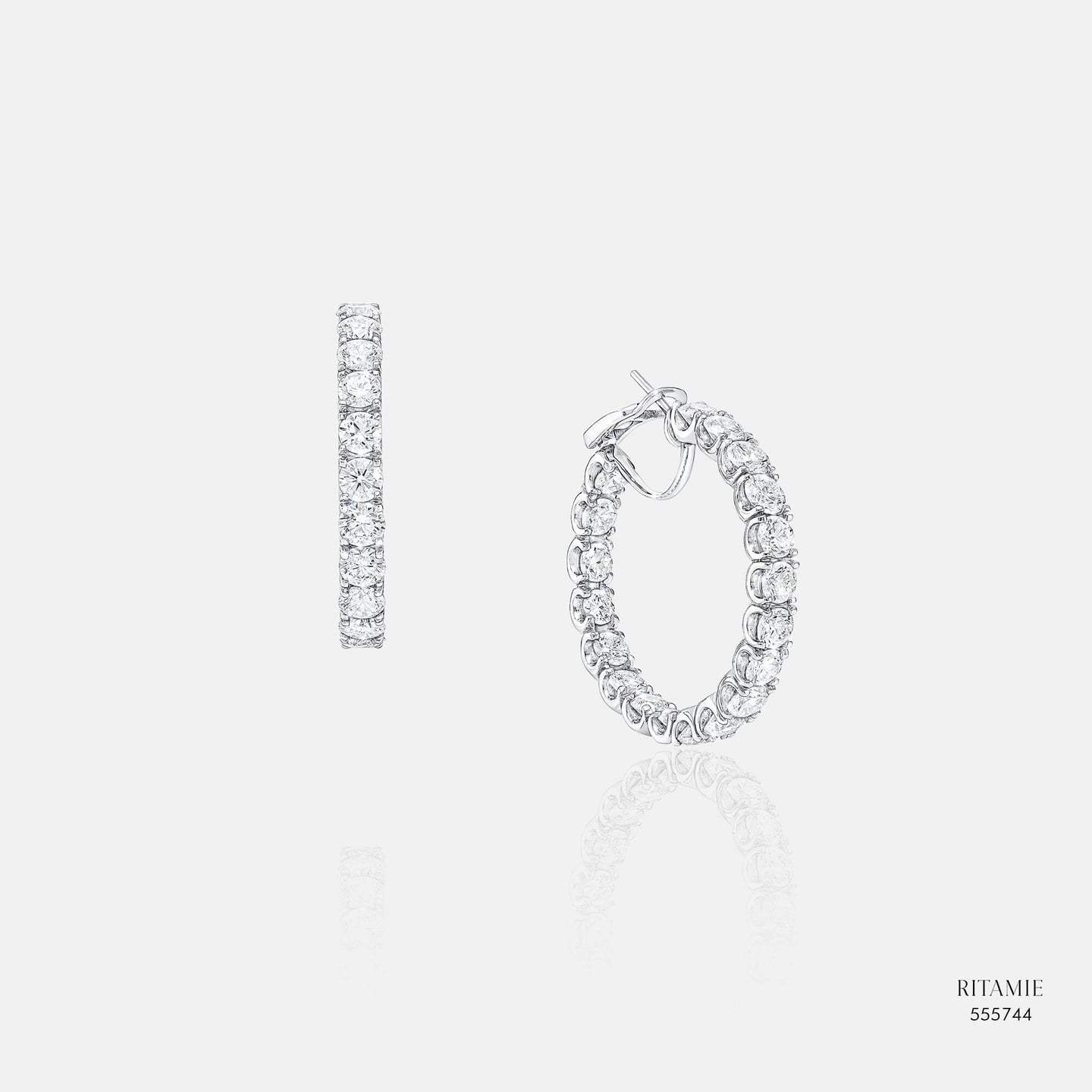 Lumière Hoops Pavé Lab Grown Diamond Earrings 555744